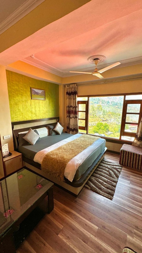 Hotel Apple Regency image 1